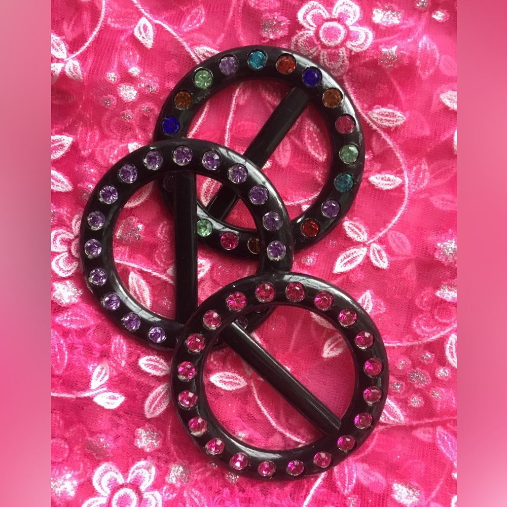 💖See new Listing💖 Retro 80’s vibe Pink Purple Multi Rhinestone T-shirt Scarf - Picture 2 of 5